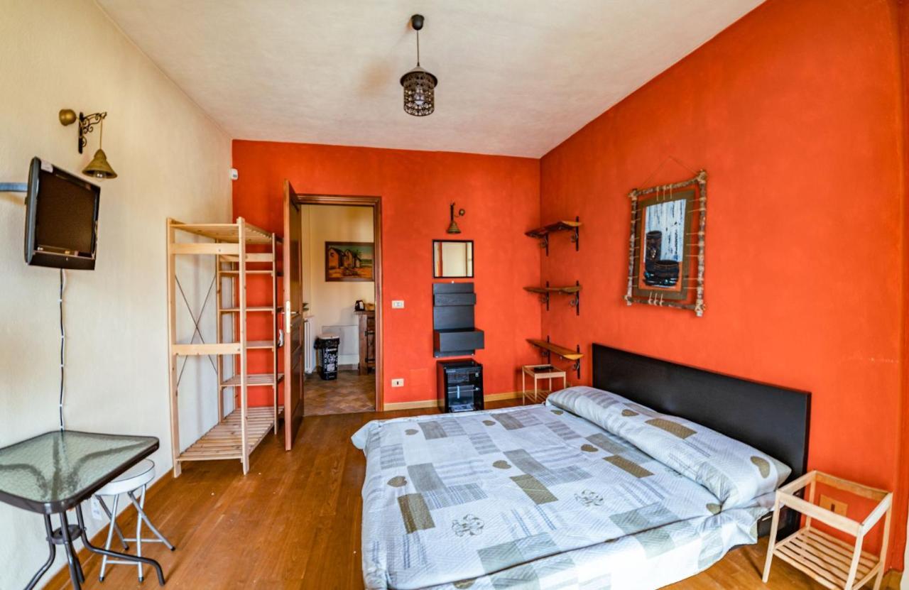 Bed and Breakfast Arzigà à Chieri Extérieur photo